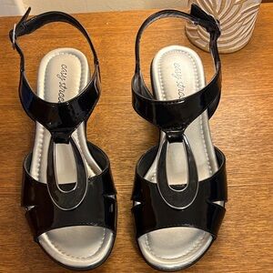 NEW Easy Street  Black Women's Sandals